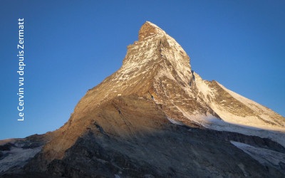 Cervin avec texte vertical de bas en haut